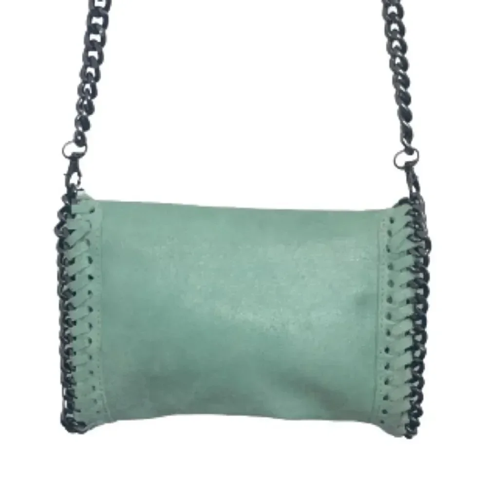Borse In Pelle Stella Green Clutch & Crossbody Bag in Leather